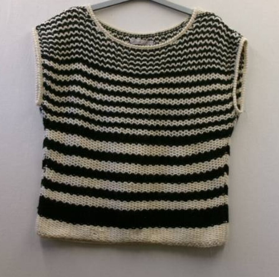 Komodo Knitted Vest  Black Cream Size: M