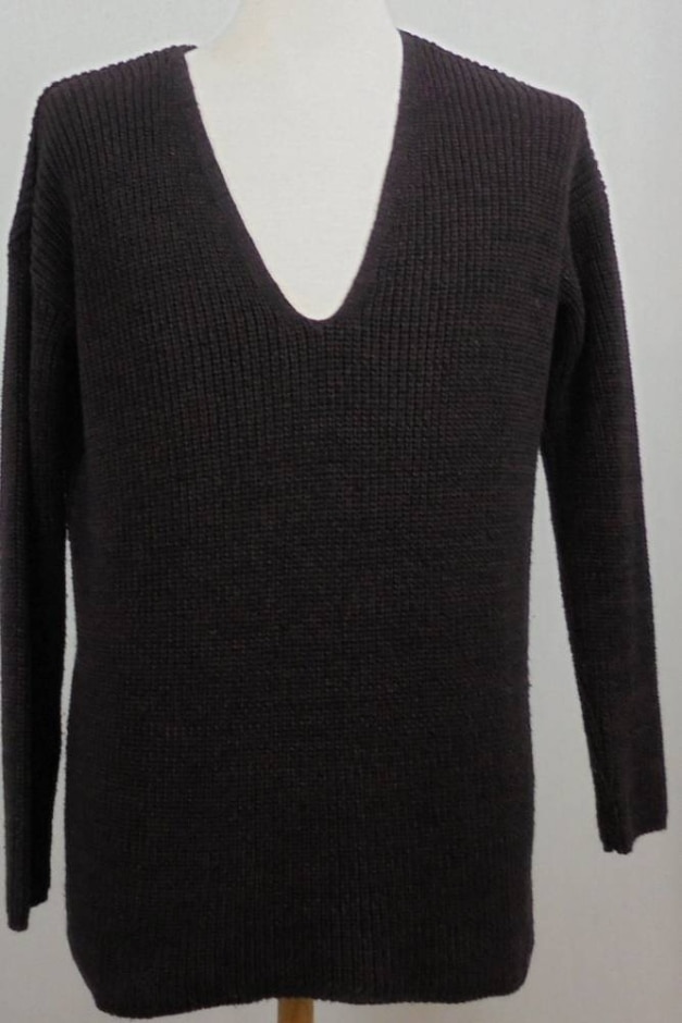 Superdry V Neck Jumper Chocolate/black Size: S